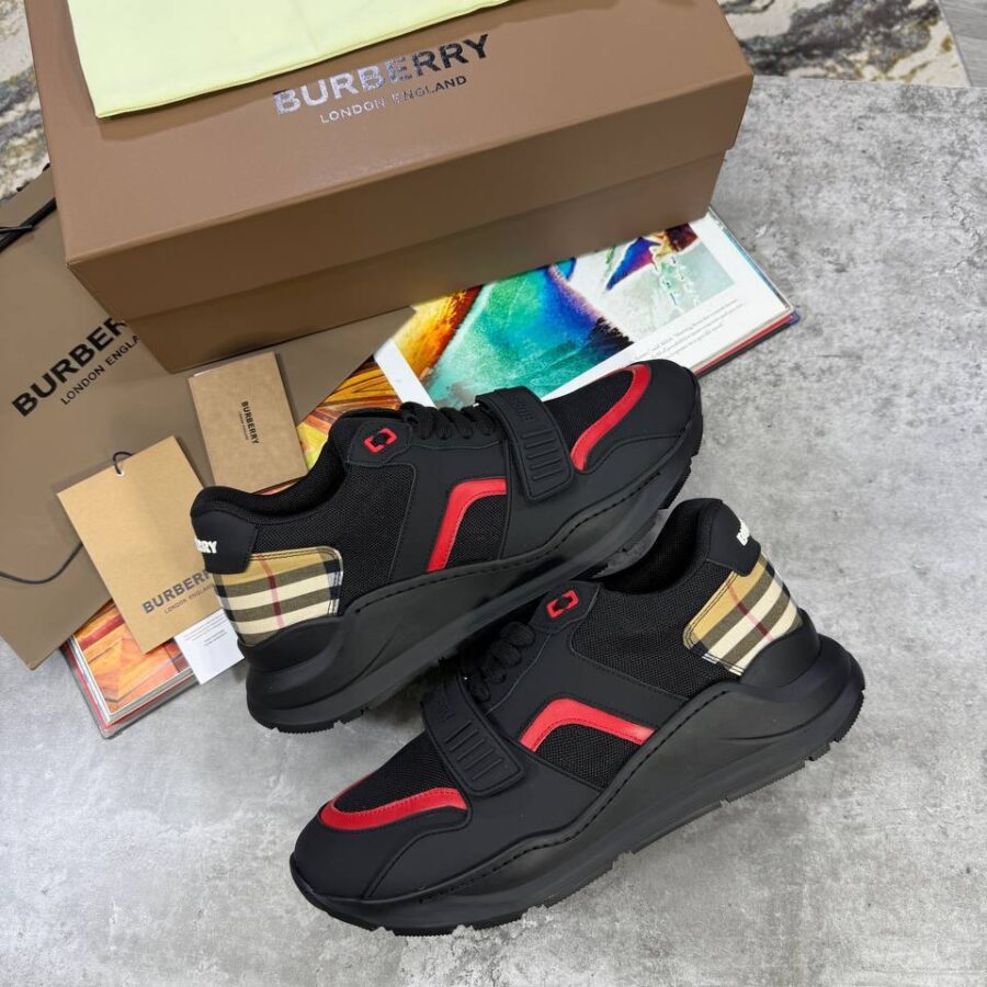 BURBERRY TRAINERS